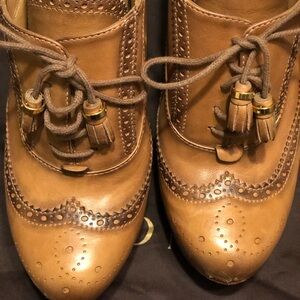 Brown/Tan Platform Wedge with Tassles 7.5 without the box